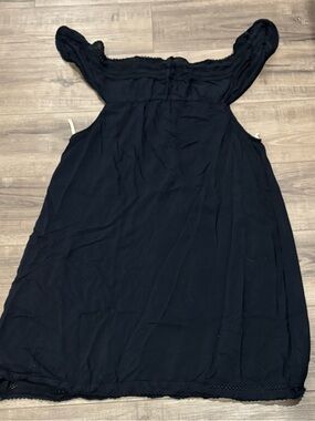Wilfred Aritzia Off the Shoulder Shift/Baby Doll Dress - Size Medium